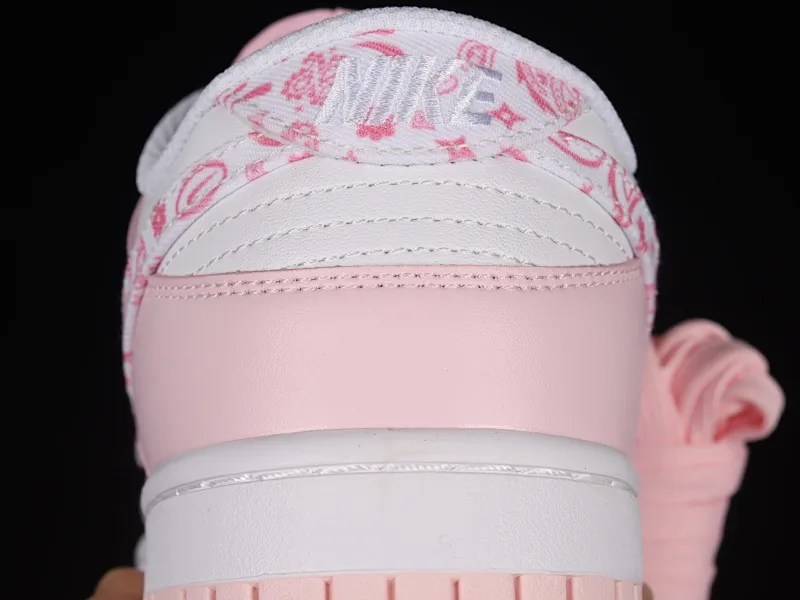 All categories Nk SB Dunk series Nk SB Dunk Low low-top sneakers Nk Dunk Low "Pink Paisley" Sakura pink SB low-top sports and leisure sneakers FD1449-100